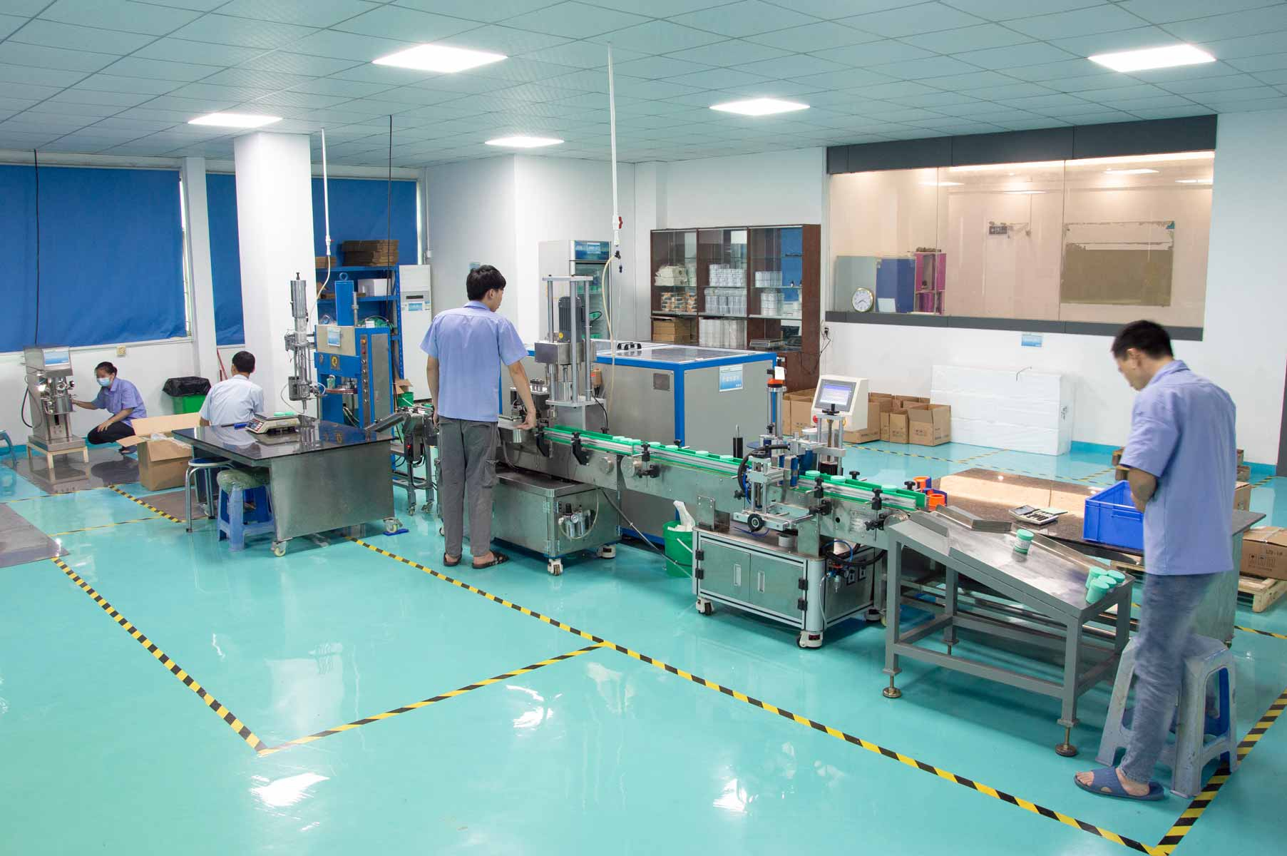 無(wú)鉛錫膏車(chē)間