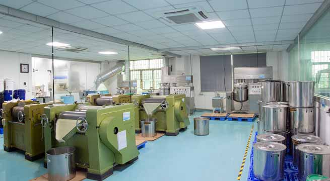 助焊膏生產(chǎn)車(chē)間